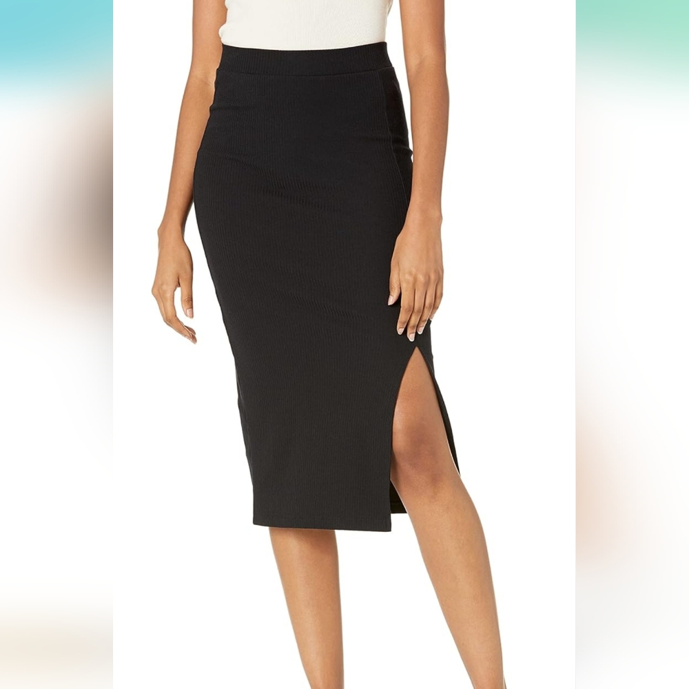 Ribbed Black Midi Pencil Skirt